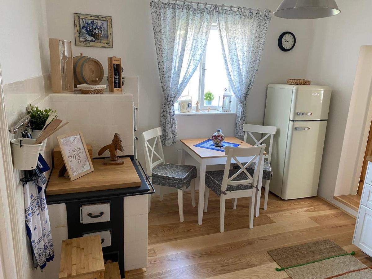 Villa Nad Slováckým sklípkem Tupesy Esterno foto