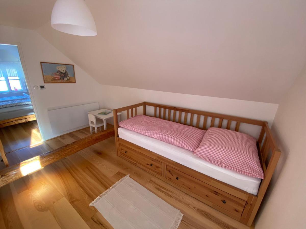 Villa Nad Slováckým sklípkem Tupesy Esterno foto